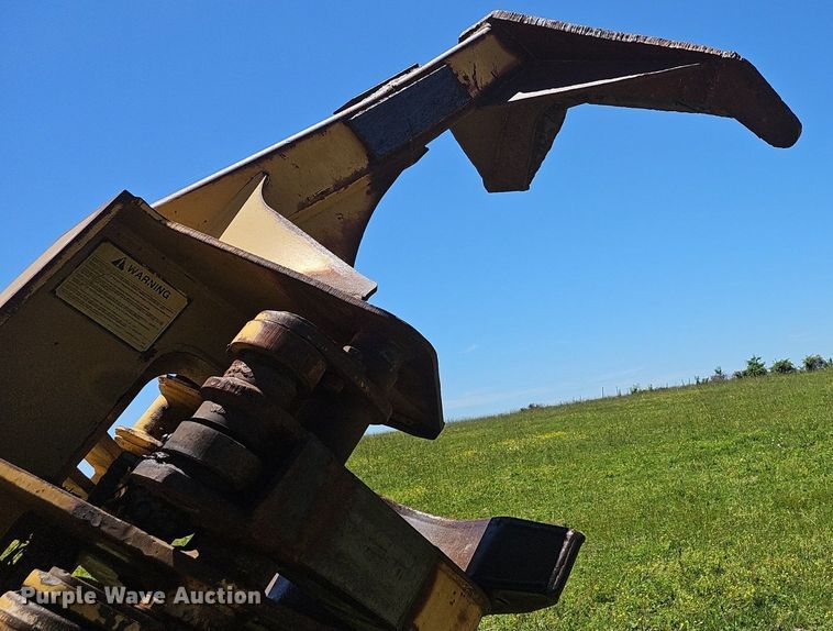 image for item EJ5626 2000 Hydro Ax 511EX feller buncher 