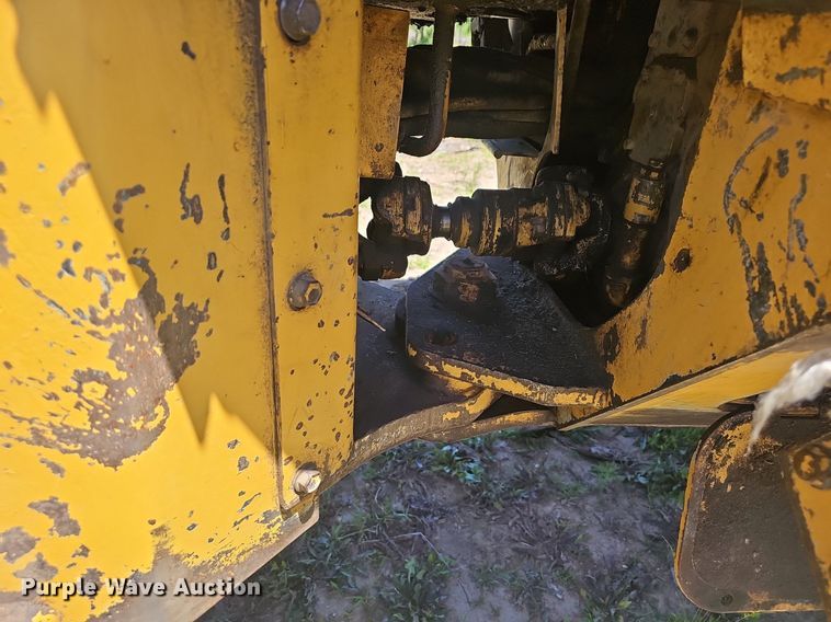 image for item EJ5626 2000 Hydro Ax 511EX feller buncher 