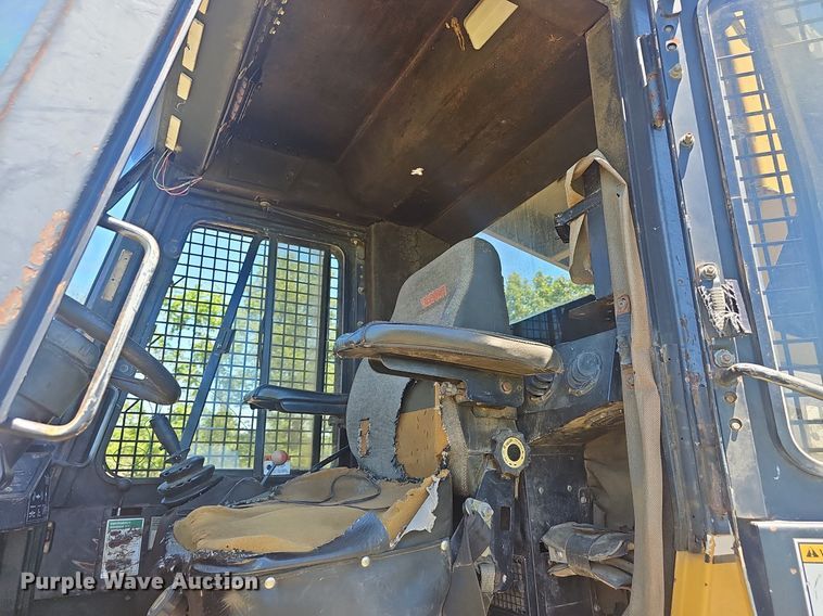 image for item EJ5626 2000 Hydro Ax 511EX feller buncher 