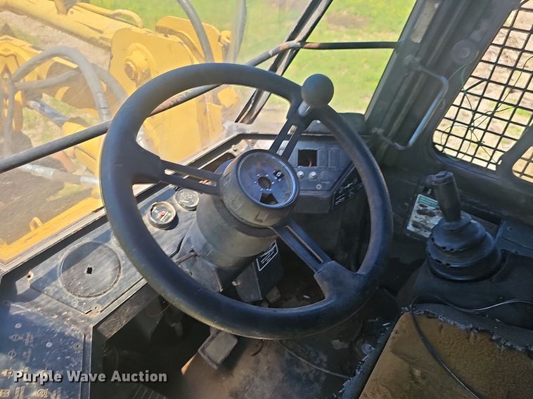 image for item EJ5626 2000 Hydro Ax 511EX feller buncher 