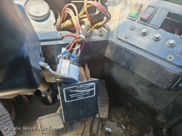 image for item EJ5626 2000 Hydro Ax 511EX feller buncher 