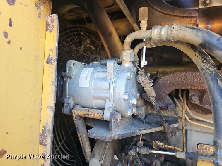 image for item EJ5626 2000 Hydro Ax 511EX feller buncher 
