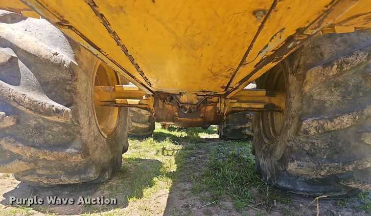 image for item EJ5626 2000 Hydro Ax 511EX feller buncher 