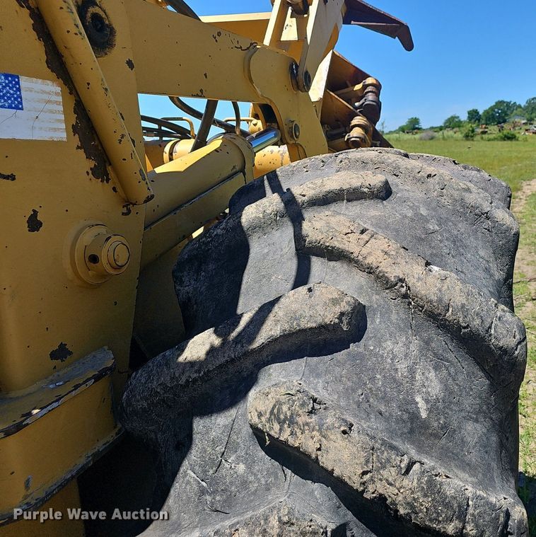 image for item EJ5626 2000 Hydro Ax 511EX feller buncher 