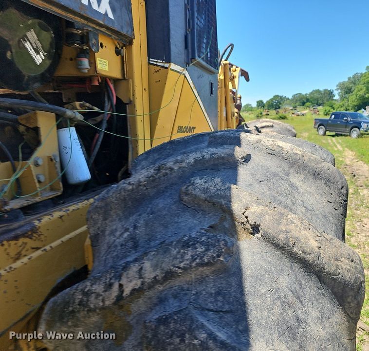 image for item EJ5626 2000 Hydro Ax 511EX feller buncher 