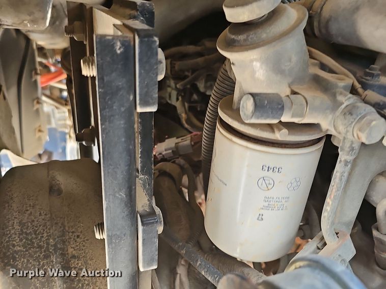 image for item EJ5629 2004 GMC T7500 street sweeper truck