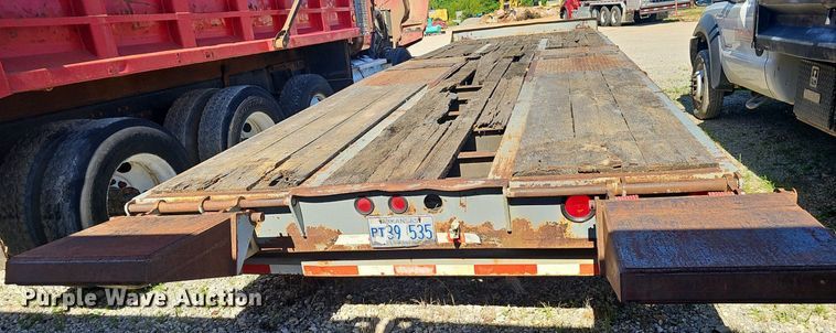 image for item EJ5630 2002 Interstate tilt deck equipment trailer