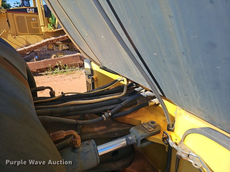 image for item EJ5632 2007 Bomag  BW 161 AD-HF double drum vibratory roller