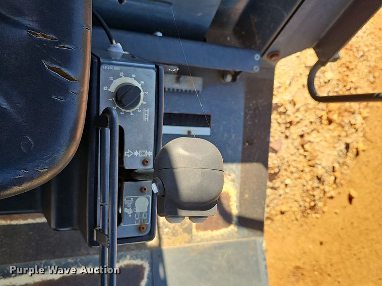 image for item EJ5632 2007 Bomag  BW 161 AD-HF double drum vibratory roller