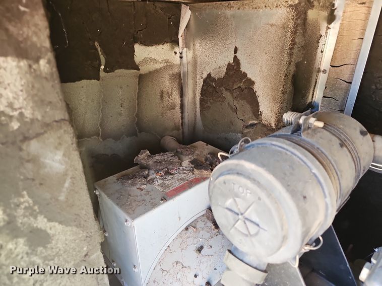 image for item EJ5634 Drash HVAC/generator trailer