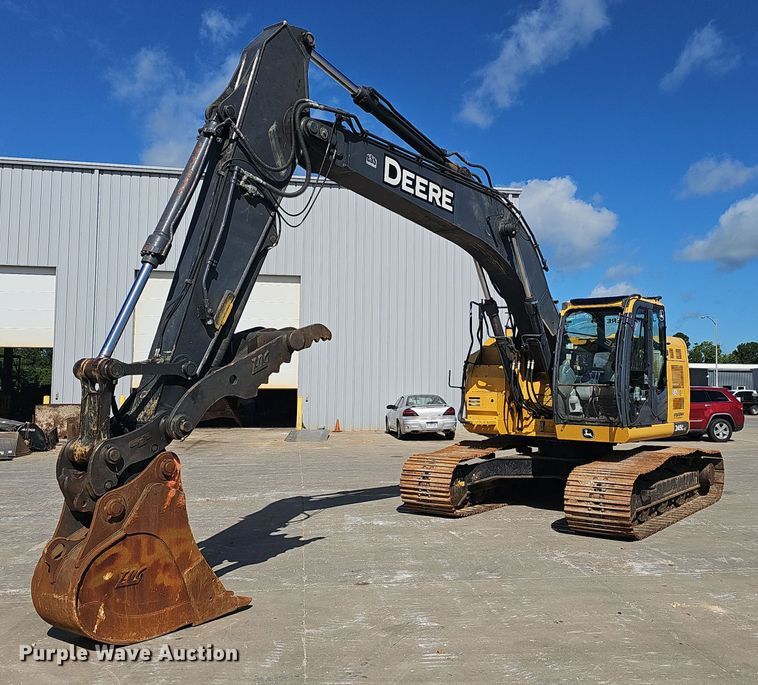 image for item EJ5681 2018 John Deere  245G LC excavator