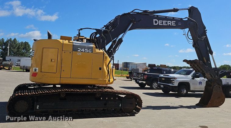 image for item EJ5681 2018 John Deere  245G LC excavator
