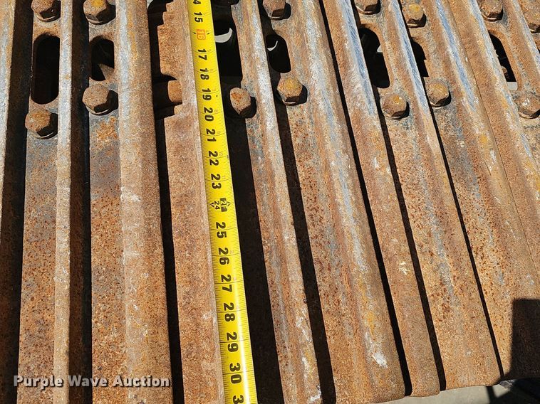 image for item EJ5681 2018 John Deere  245G LC excavator