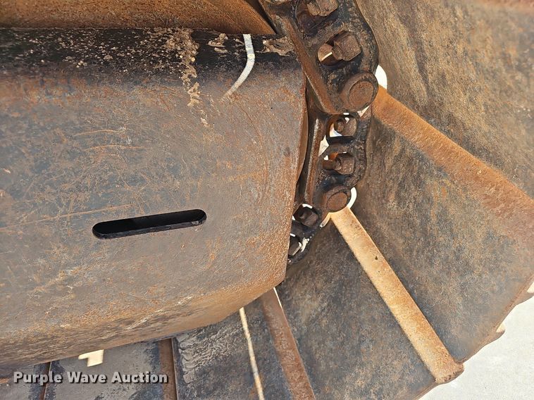 image for item EJ5681 2018 John Deere  245G LC excavator