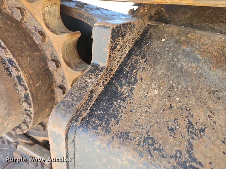 image for item EJ5681 2018 John Deere  245G LC excavator