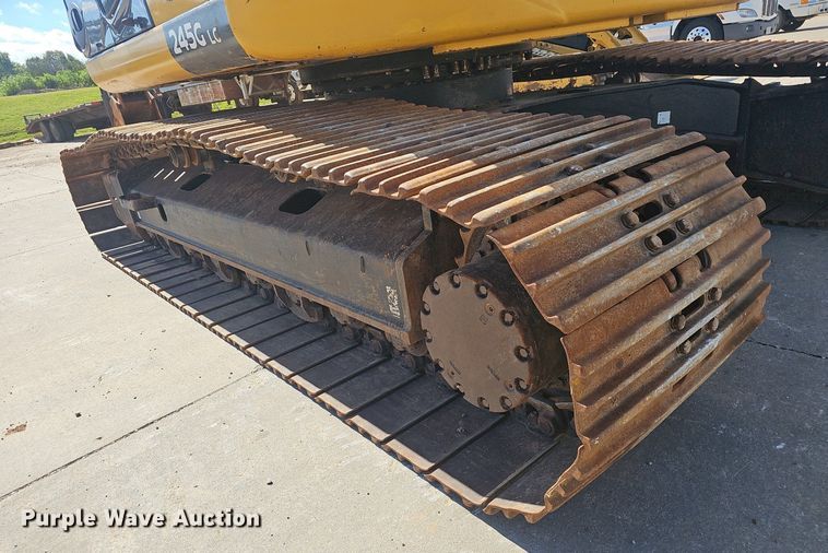 image for item EJ5681 2018 John Deere  245G LC excavator
