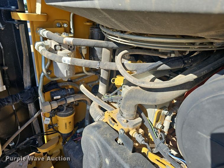 image for item EJ5683 2020 Caterpillar  299D3 tracked skid steer loader