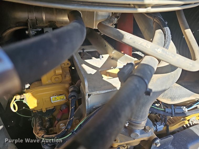 image for item EJ5683 2020 Caterpillar  299D3 tracked skid steer loader