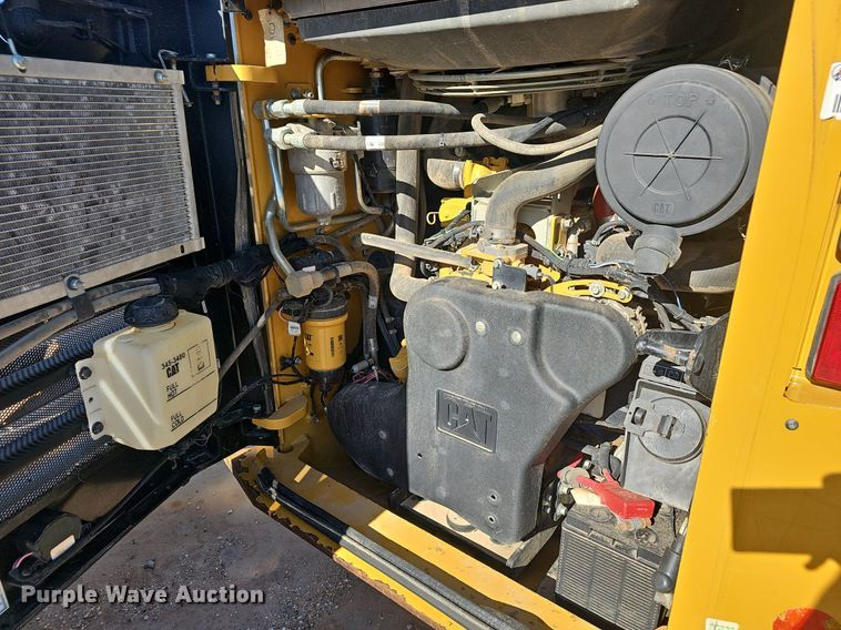 image for item EJ5683 2020 Caterpillar  299D3 tracked skid steer loader