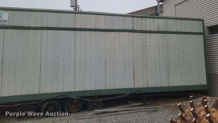 image for item EJ7990 2006 Mobile office