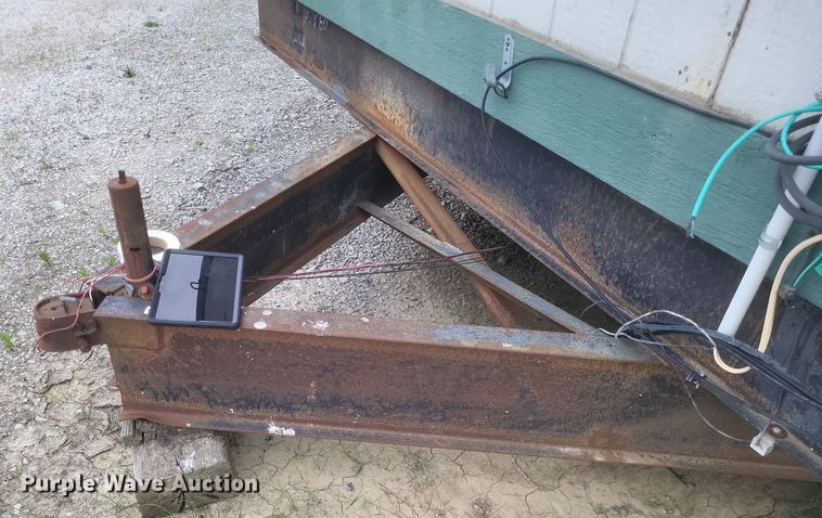 image for item EJ7990 2006 Mobile office