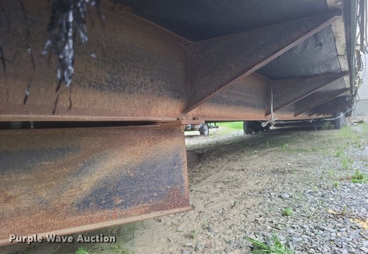 image for item EJ7990 2006 Mobile office