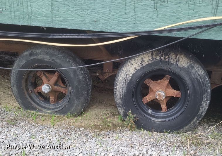 image for item EJ7990 2006 Mobile office