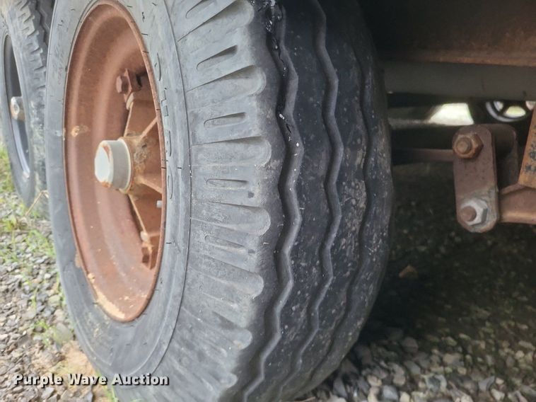 image for item EJ7990 2006 Mobile office