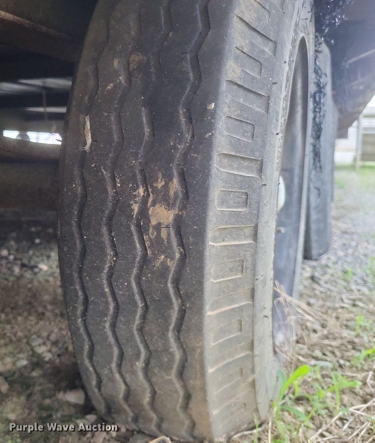 image for item EJ7990 2006 Mobile office