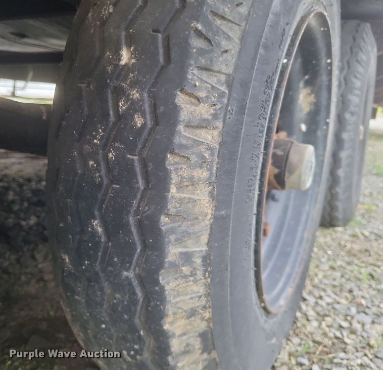 image for item EJ7990 2006 Mobile office