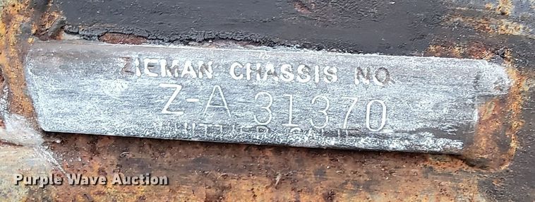 image for item EJ7990 2006 Mobile office