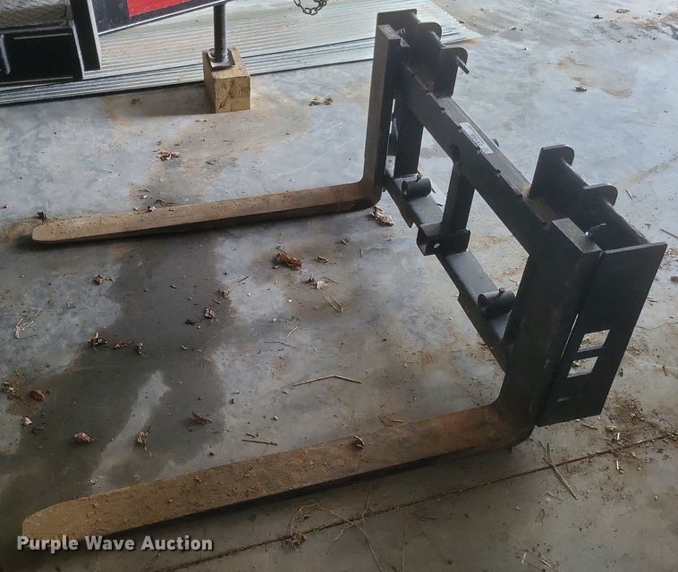 image for item EJ7997 (2) skid steer attachments