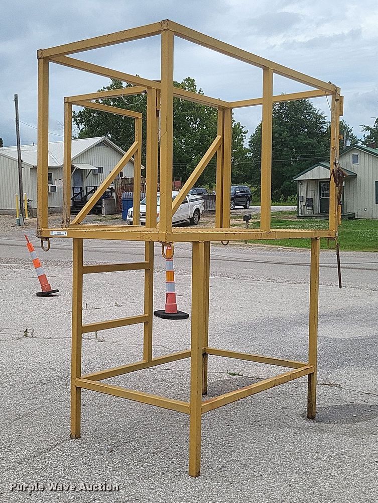 image for item EJ8006 Dump truck work platform