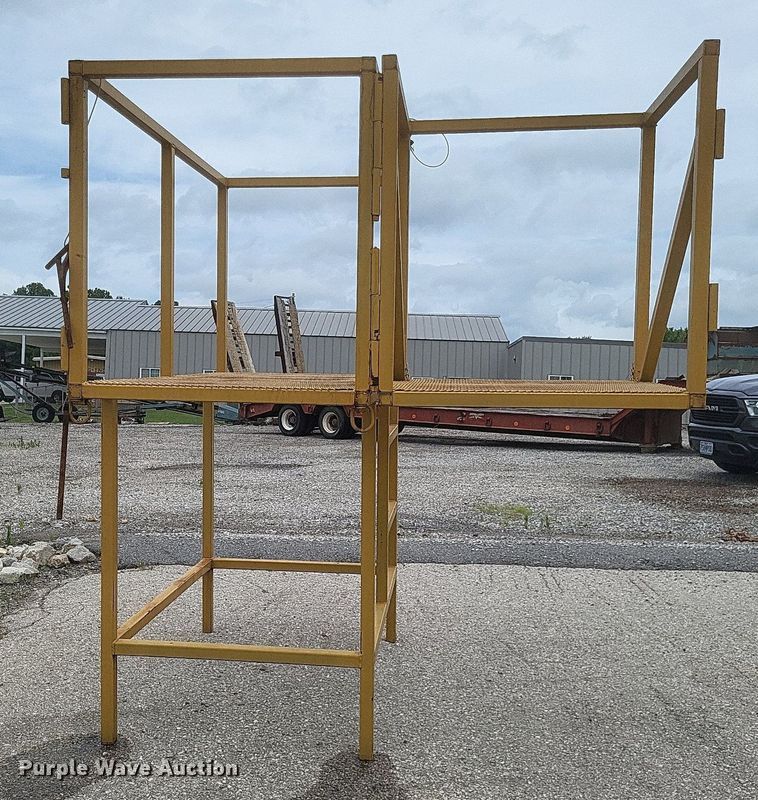 image for item EJ8006 Dump truck work platform
