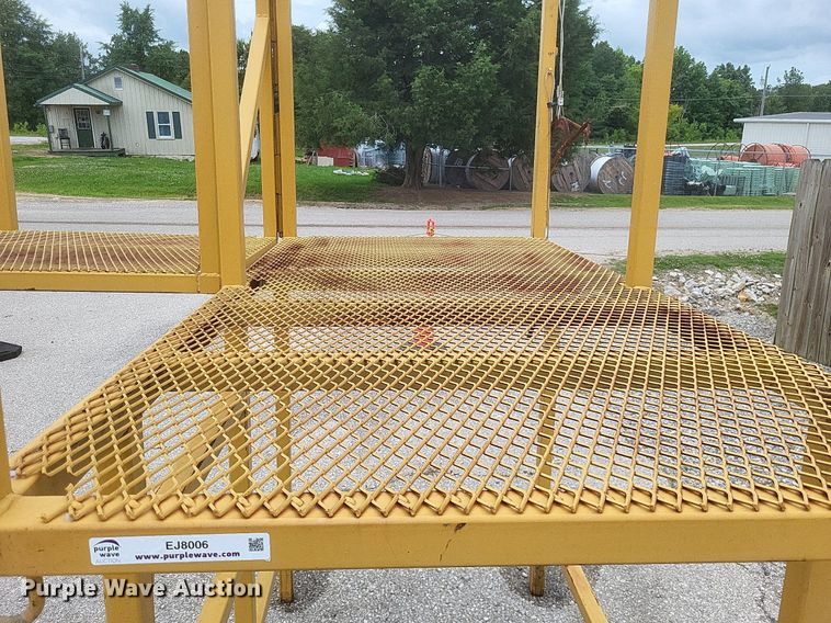 image for item EJ8006 Dump truck work platform
