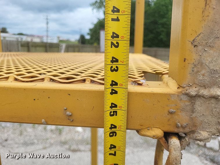 image for item EJ8006 Dump truck work platform