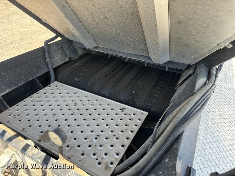 image for item EK1358 2017 Etnyre live bottom trailer