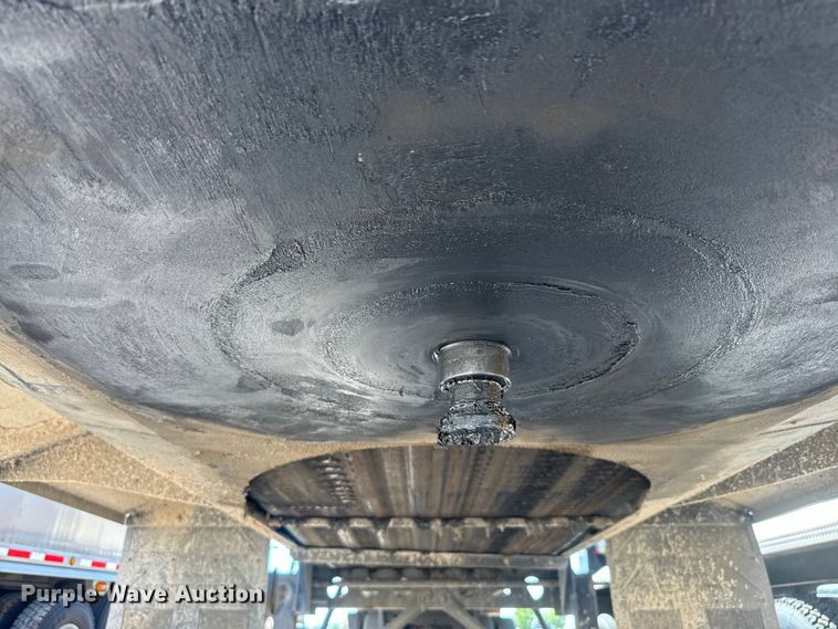 image for item EK1358 2017 Etnyre live bottom trailer