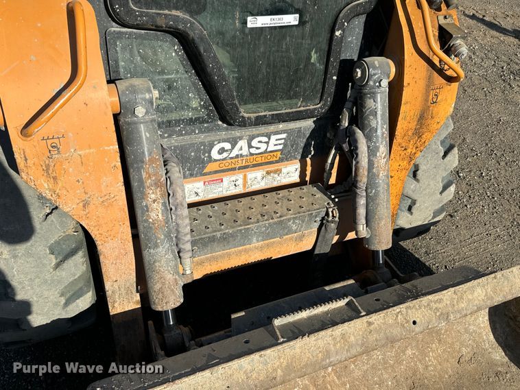 image for item EK1363 2020 Case SV280 skid steer loader