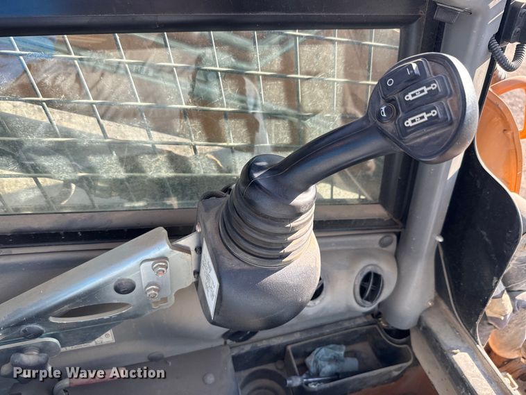 image for item EK1363 2020 Case SV280 skid steer loader