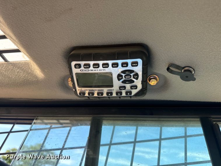 image for item EK1363 2020 Case SV280 skid steer loader