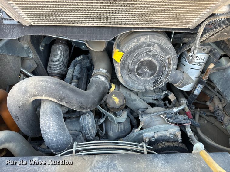 image for item EK1363 2020 Case SV280 skid steer loader