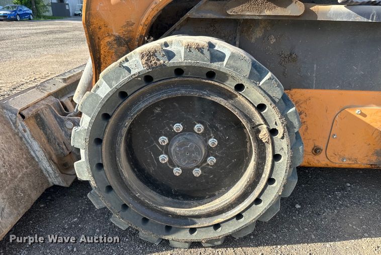 image for item EK1363 2020 Case SV280 skid steer loader