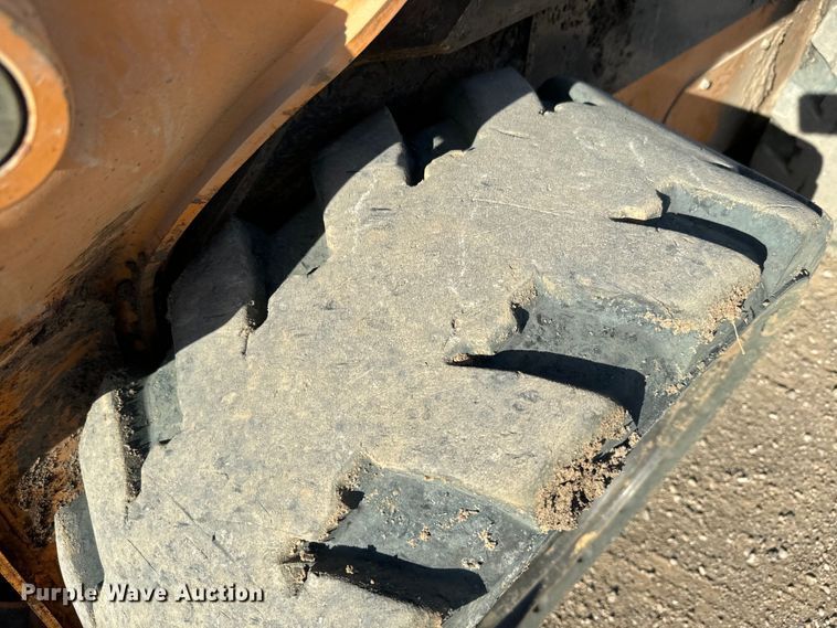 image for item EK1363 2020 Case SV280 skid steer loader