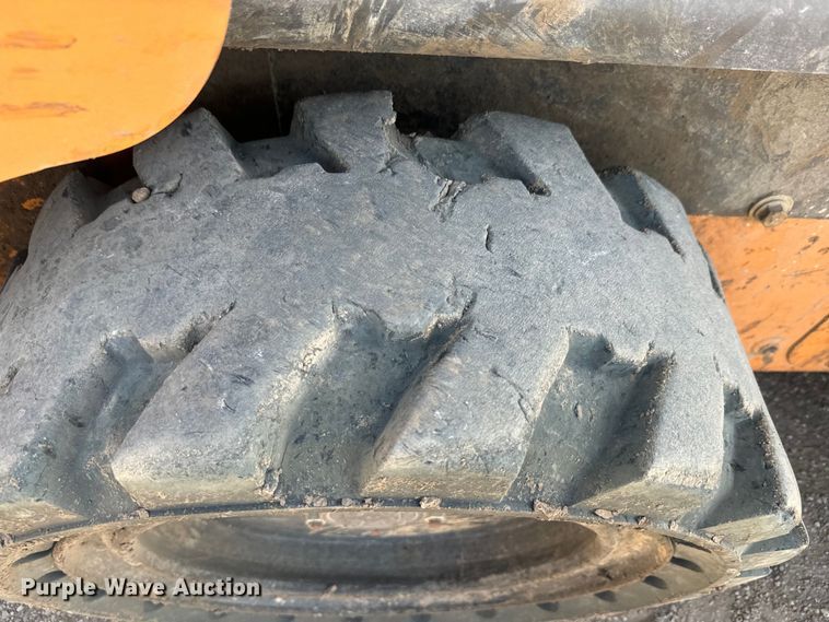 image for item EK1363 2020 Case SV280 skid steer loader