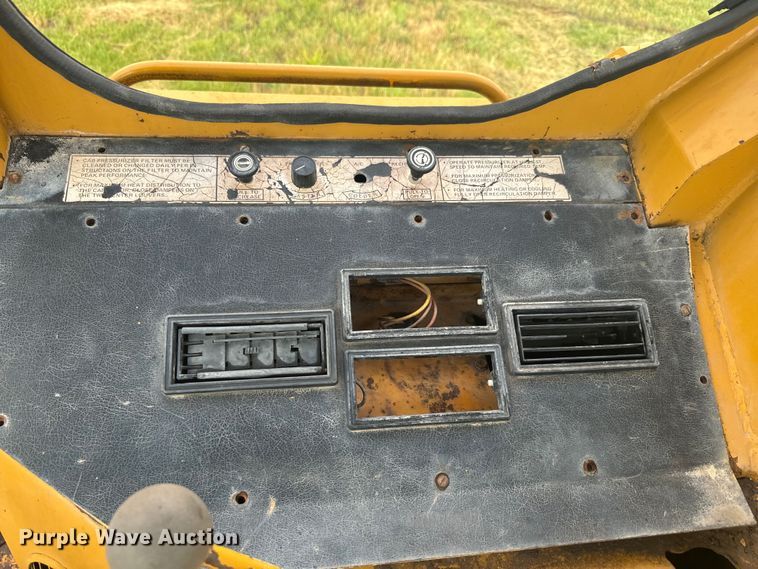 image for item EK1376 1981 Fiat-Allis 21C dozer