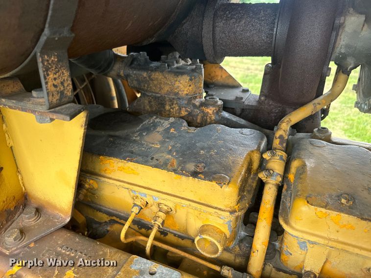 image for item EK1376 1981 Fiat-Allis 21C dozer