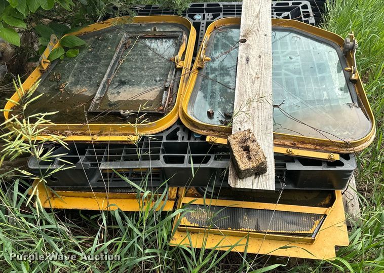 image for item EK1376 1981 Fiat-Allis 21C dozer