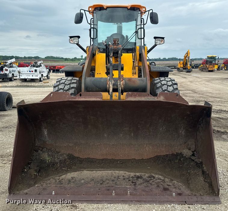 image for item EK1384 2013 JCB 437 wheel loader