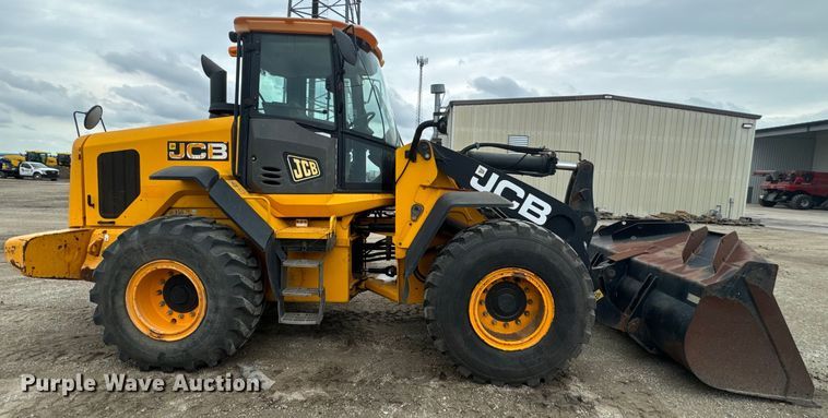 image for item EK1384 2013 JCB 437 wheel loader